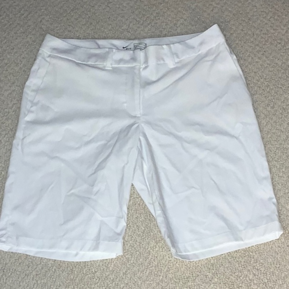 Nike Dri-fit Zip Front Shorts Embroidered Swoosh Size 6 Golf Bermuda